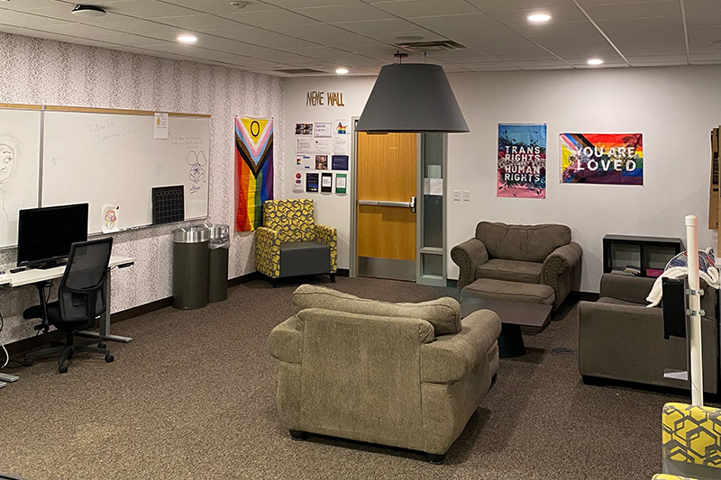 Wide angle image of the Queer resources room